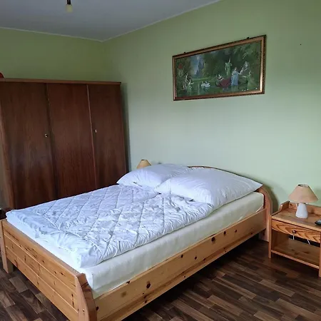 Einfamilienhaus *